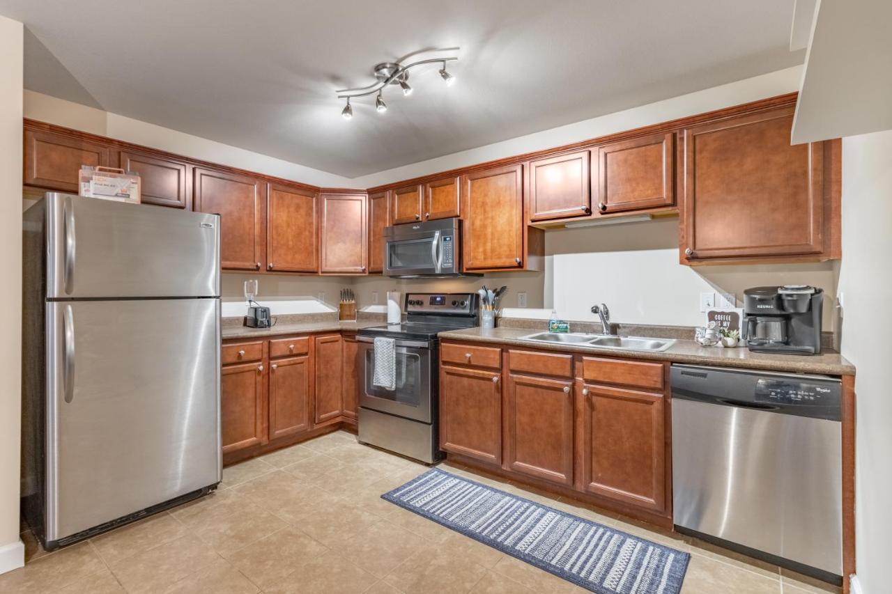 Contemporary Stay In Central بيوريا المظهر الخارجي الصورة